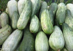 和妈妈吃酥瓜,共享酥瓜甜蜜时光