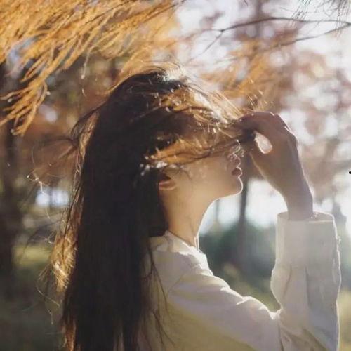 吃瓜专用的昵称女孩,揭秘吃瓜专用的昵称女孩的趣味生活